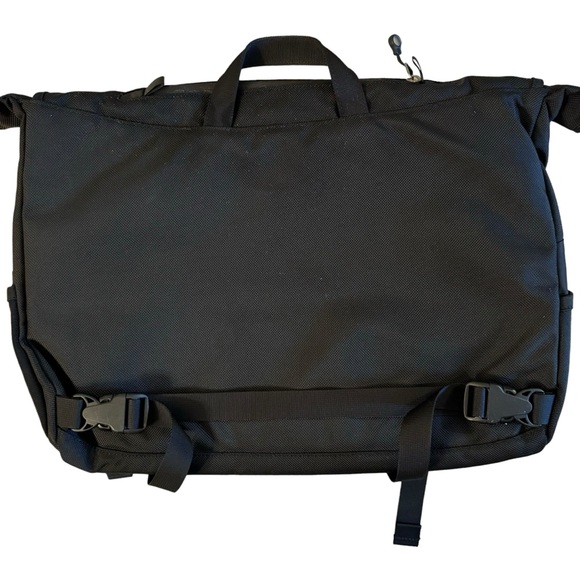 Patagonia Half Mass Bag Messenger Laptop Briefcase Black Nylon Business Travel - Picture 5 of 15